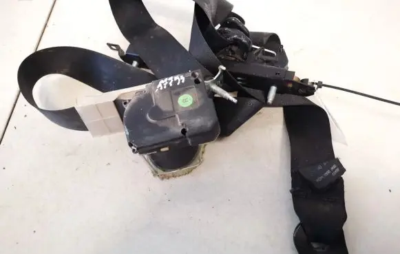 Opel Astra G Front seatbelt 90560636