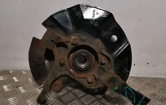 Hyundai Santa Fe Front wheel hub