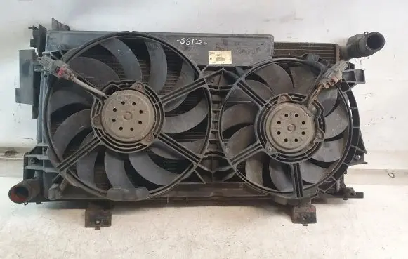 Chrysler Voyager Radiator set AD1204874745W