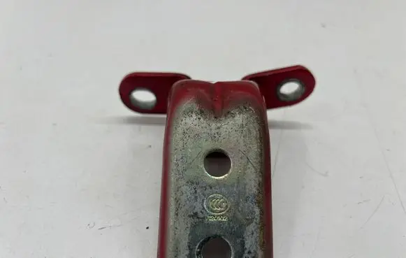 KIA Stinger Front door upper hinge 