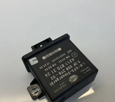 Mercedes-Benz E W211 Light module LCM A2118703126 0000129397 2118703126