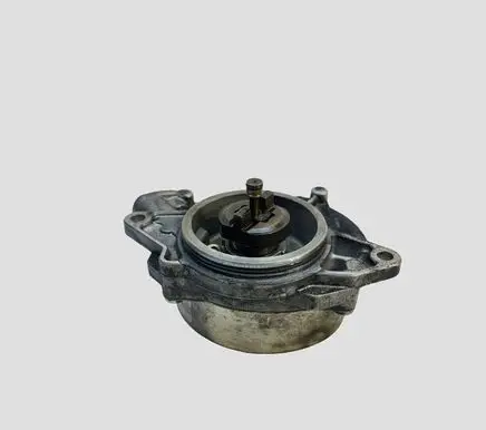 Volkswagen Touareg I Vacuum pump 057145100B