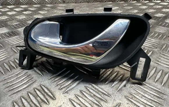Nissan Qashqai Front door interior handle 806714EA0A 1234567890
