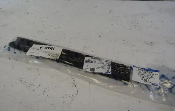 Ford Tourneo Front door rubber seal DT11-72605-AA