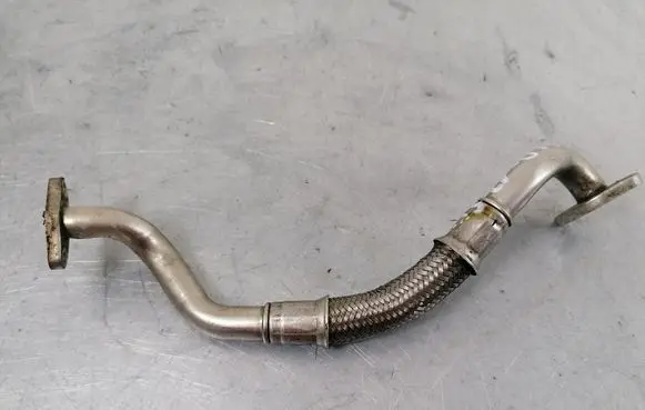 Audi A6 S6 C6 4F Turbo turbocharger oiling pipe/hose 06D145735B