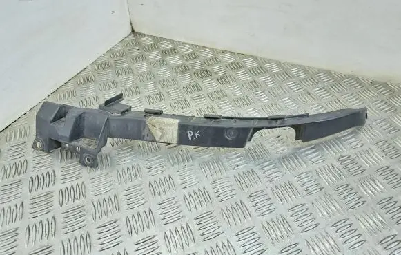 Opel Insignia A Headlight/headlamp mounting bracket 13250570