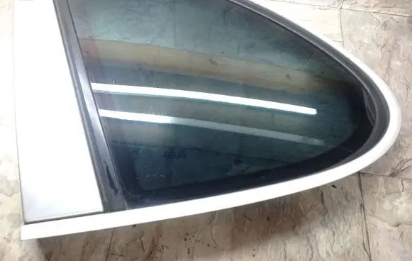 Porsche Cayenne (9PA) Rear side window 7L5845297 7L5845297AH