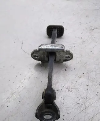 Honda CR-V Rear door check strap stopper
