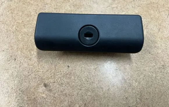 BMW 3 E46 Glove box opening button 51168163018 8163018