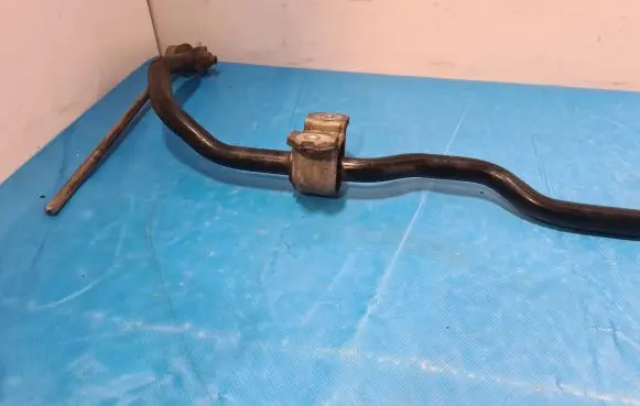 Volkswagen Golf IV Front anti-roll bar/sway bar