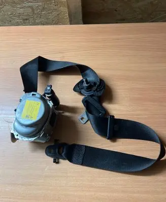 BMW 5 G30 G31 G38 Front seatbelt S2743006804 341566