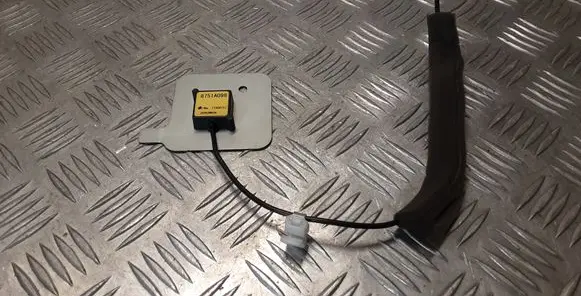 Mitsubishi Outlander Aerial GPS antenna 8751A098