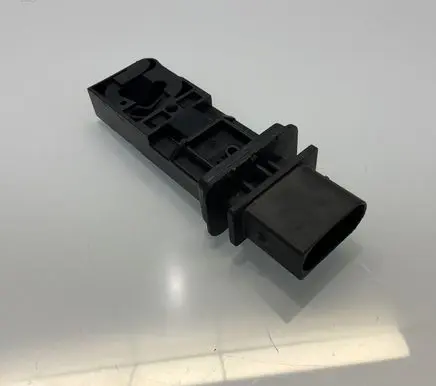 Mercedes-Benz E W211 Mass air flow meter A6420940148 6420940148