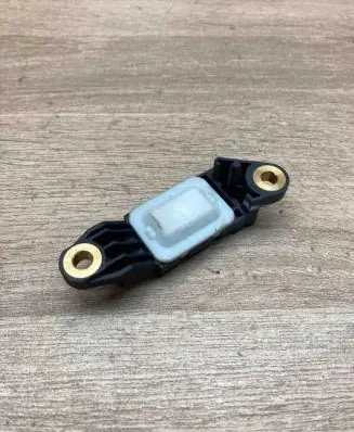Mercedes-Benz C W203 Airbag deployment crash/impact sensor 0018209126 50082