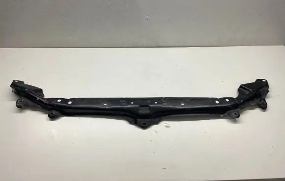 BMW 5 E60 E61 Top upper radiator support slam panel 7054360 300304 11267310