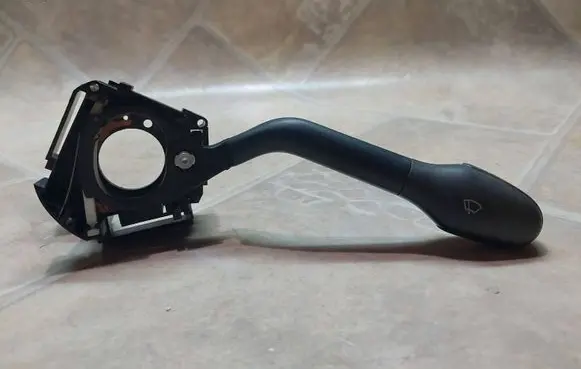 Volkswagen PASSAT B4 Wiper control stalk 1H6953503AA