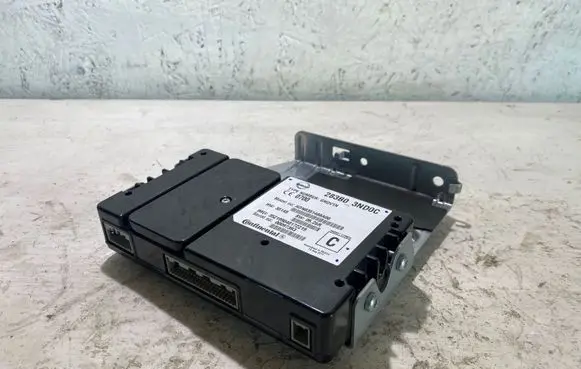 Nissan Leaf I (ZE0) Other control units/modules 283B03ND0C 00097393 ADN0351488A00