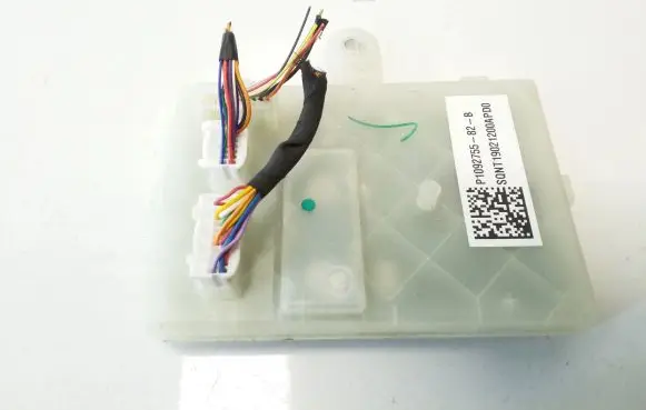 Tesla Model 3 Other control units/modules P109275582B 109275582B