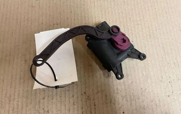 Volkswagen Golf V Air flap motor/actuator 0132801344 0501051 983388DC