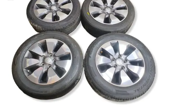 Chrysler Pacifica R18 alloy rim 5SQ16TRMAB 18X75J D151649