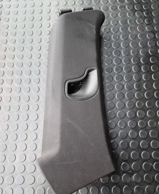 Porsche Cayenne (92A) (B) pillar trim (top) 7P5867241M 1062751000