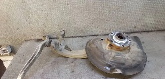 Audi A6 S6 C6 4F Front wheel hub spindle knuckle