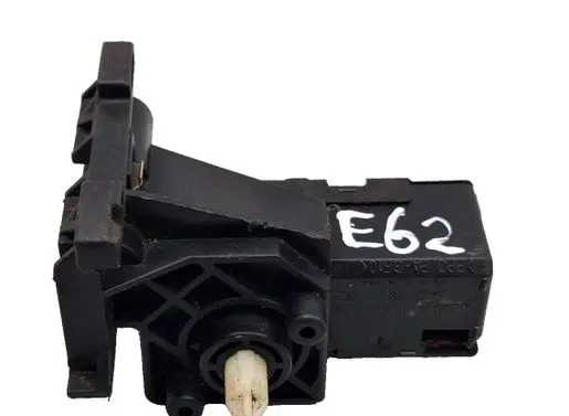 Headlight level adjustment motor