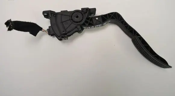 Land Rover Range Rover Evoque L538 Accelerator throttle pedal 180106136R