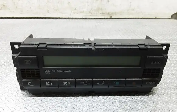 Volkswagen PASSAT B5 Climate control unit