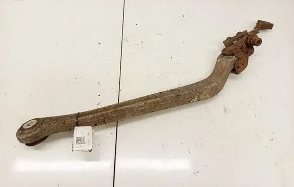 Mercedes-Benz E W211 Engine mounting bracket 