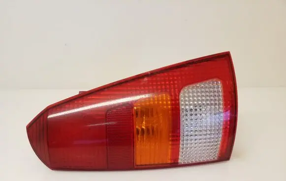 Ford Focus Rear/tail lights XS4X13N004