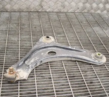 Peugeot 208 Front lower control arm/wishbone
