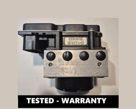 Skoda Fabia Mk2 (5J) ABS Pump 0265800870 6R0614117K 6R0907379S