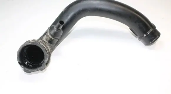 Mazda CX-7 Intercooler hose/pipe R2AX13231