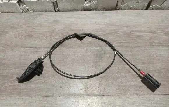Volvo V40 Engine bonnet/hood lock release cable 31278800