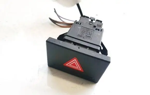 Volkswagen Touareg I Hazard light switch 7L6953235A