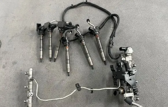Audi Q5 SQ5 FY Fuel injector 059130277EP 059130090DL 059130090D
