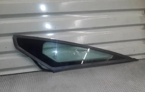 Ford S-MAX Front triangle window/glass 