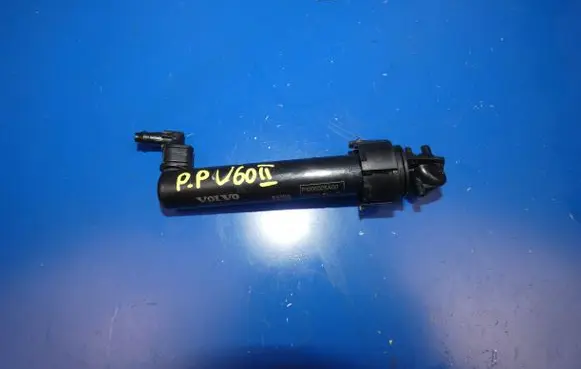 Volvo V60 Headlight washer spray nozzle 30747604 AD7RC 180703B