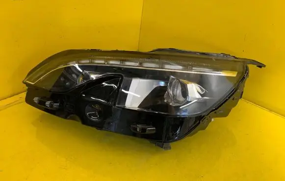 Peugeot 5008 II Headlight/headlamp 1674017680