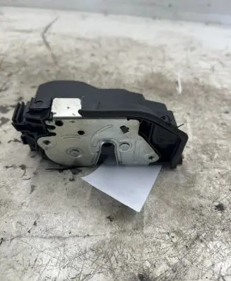 BMW 6 F06 Gran coupe Front door lock 7202145 053702