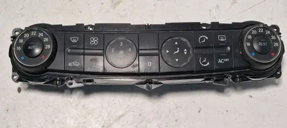 Mercedes-Benz E W211 Climate control unit 2118300385 00073802