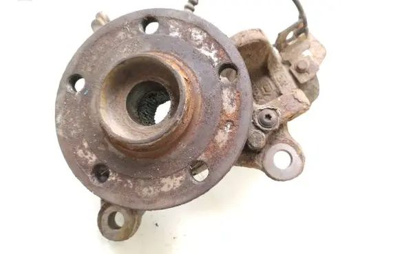 Volkswagen Touran I Front wheel hub spindle knuckle
