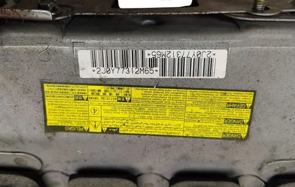 Toyota Avensis T220 Airbag squib ring wiring 2J0Y77312M65