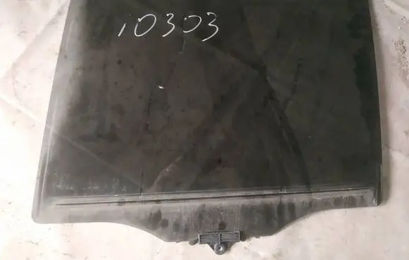 Hyundai Santa Fe Rear door window glass as3