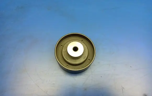 Volvo 740 Belt tensioner pulley VKM21031 069109243B SKF