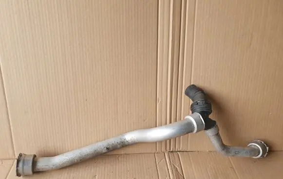 Porsche 911 991 Engine coolant pipe/hose 99110675203 99110672400
