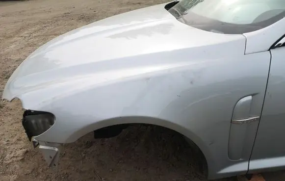 Jaguar XF Fender