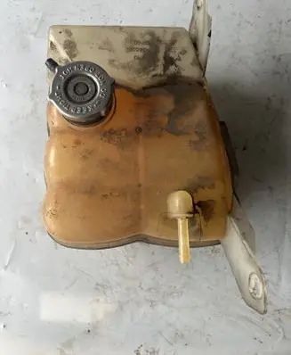 Dodge Nitro Coolant expansion tank/reservoir 55037842AD 55037842A 55037842
