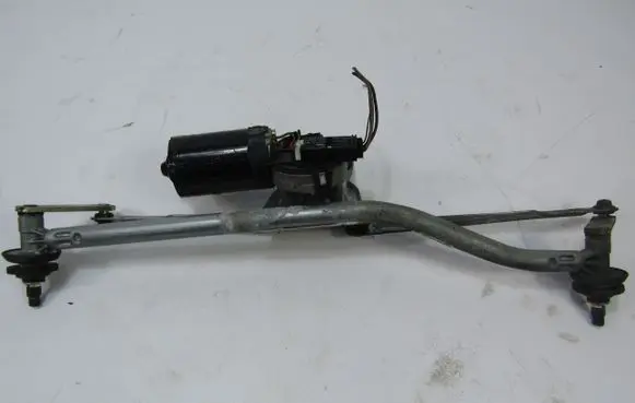 BMW 3 E36 Front wiper linkage 